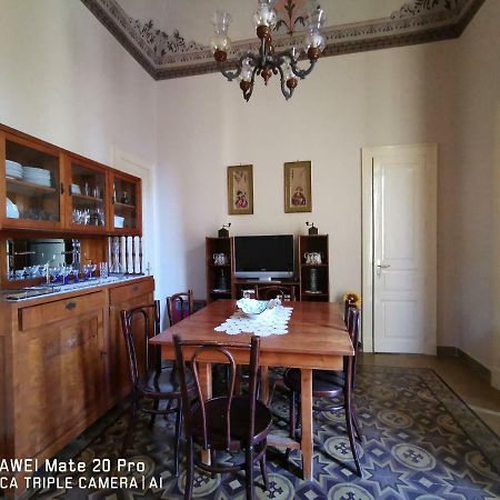 La Rosa Dell'Etna Apartment Acireale Ngoại thất bức ảnh