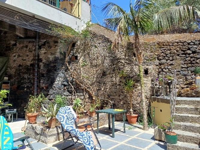 La Rosa Dell'Etna Apartment Acireale Ngoại thất bức ảnh