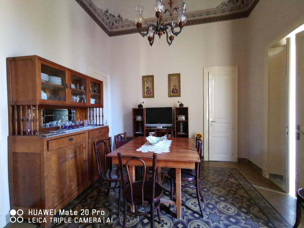 La Rosa Dell'Etna Apartment Acireale Ngoại thất bức ảnh